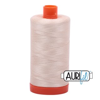 naehzubehoer garne aurifil 50wt baumwollgarn light sand