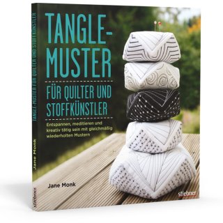 Das Bild zeigt das Cover des Nähbuches Tangle-Muster fuer Quilter und Stoffkuenstler. Abgebildet sind auf dem Cover uebereinander gestapelte schwarze und weisse Kissen mit entsprechenden Tangle-Mustern.
