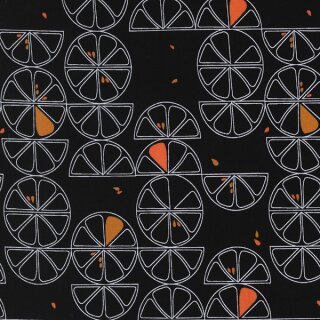 Das Bild zeigt den Patchworkstoff  Lemon Slice midnight aus der Serie Balisong. Er stellt grafische weisse Zitronenscheiben halbiert oder ganz auf einem schwarzen Untergrund dar. Dazwischen sind orangefarbene Punkte oder Flecken gedruckt.